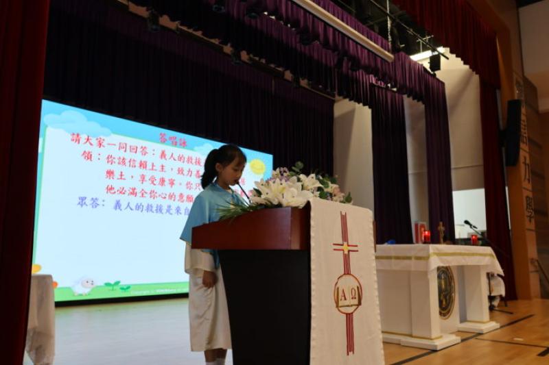 同學代表答唱詠